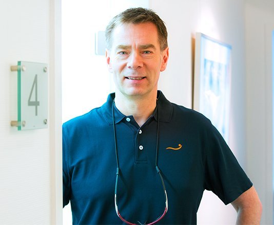 Dr. Thomas Grahl